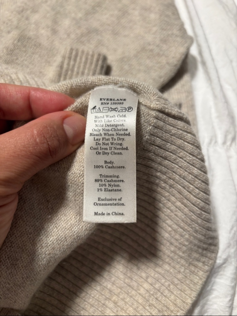 Cashmere Everlane womens Crewneck Cashmere Sweater - Light Taupe Heather - Picture 5 of 6